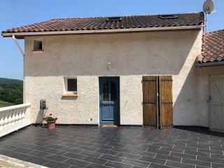 Maison charmante avec vue sur la montagne à Saint-Géry + Piscine - Saint-Géry - 5