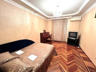 28 May Apart Baku - Bakoe - 1