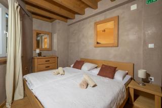 6-bedroom Villa Chiara with Sea View - 3