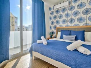 Sliema Modern Duplex Penthouse with Jacuzzi - Sliema - 9
