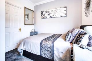 Charming 2br Flat In The Heart Of Waltham Abbey - Waltham Abbey - 2