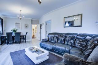 Charming 2br Flat In The Heart Of Waltham Abbey - Waltham Abbey - 4