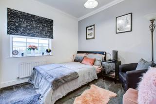 Charming 2br Flat In The Heart Of Waltham Abbey - Waltham Abbey - 9