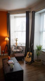 20min train to Edinburgh, The Coorie Inn - 6