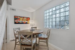 Siesta Key Oasis with Outdoor Pool and Screened Lanai! - Siesta Key - 6