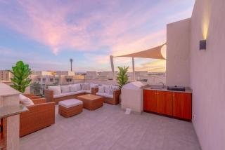 Coastal Vibe 2BR Mangroovy Gouna with Rooftop Cinema, BBQ, Pool & Beach Access - 5