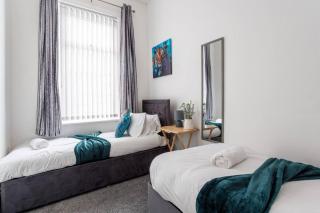 Newly Renovated 3br House Near Hospital & Uni - Sunderland - 5