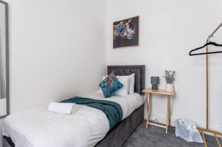 Newly Renovated 3br House Near Hospital & Uni - Sunderland - 6