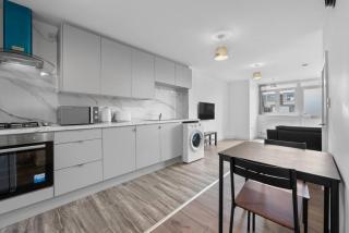 Urban Comfort Stylish 3br 2bath With Free Parking - 7