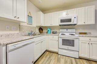 9 Mi to Shore Family-Friendly Sunset Beach Home - Sunset Beach - 3