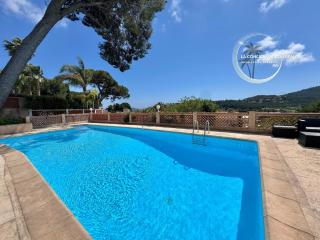 Villa Le Sud - Piscine - Vue dégagée et aperçu mer - Carqueiranne - 0