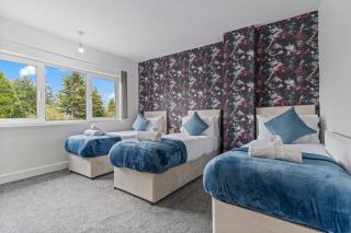 Birmingham - Lux Spacious 3Bedroom House, 6 Beds, - Driveway Fits 2 Vans - Free Parking & Netflix- NR A45 & Motorway links Central Location - perfect for NEC, JLR, HS2 -Near Digbeth Solihull, Airport, Warwickshire etc! - Birmingham - 2