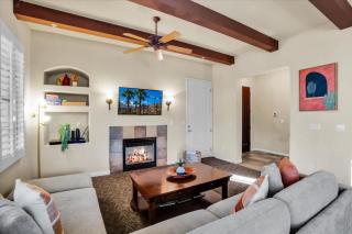 Upstairs 1BR Villa with Impeccable Views #A - La Quinta - 8