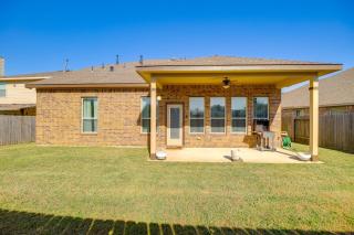 22 Mi to Dtwn Houston Spacious Baytown Home! - 9