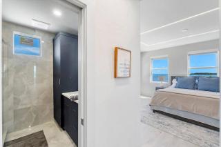 Key Largo Oceanfront Oasis with Pool and Hot Tub - Key Largo - 1