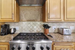 Los Angeles Large Mediteranian Vacation Home - - 9