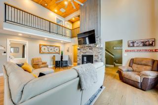 Mtn-View Gem with Hot Tub and Fire Pit in North Conway - North Conway - 7