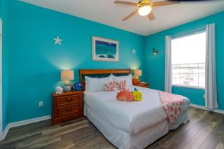 Mickey's Whimsical Wonderland - 9