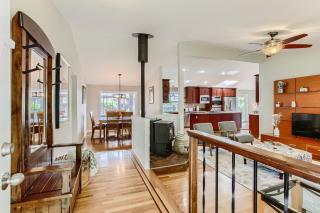 Spacious 4-bedroom home with outdoor deck - 4