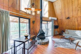 Hot Tub, Deck and Fire Pit Secluded Cabin in Murphy - Salem - 5