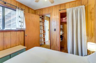Hot Tub, Deck and Fire Pit Secluded Cabin in Murphy - Salem - 1