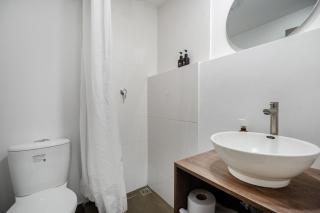 NOWA Arya PH - Huge Hot Tub & AC Steps from Lleras Park - Medellín - 9