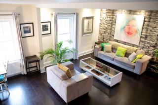 Spacious Historic Downtown Stableman's House Loft - Kingston - 0