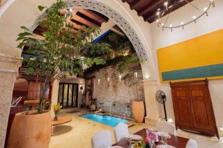 Lujosa Casa 5Hab Jacuzzi & Piscina - 0