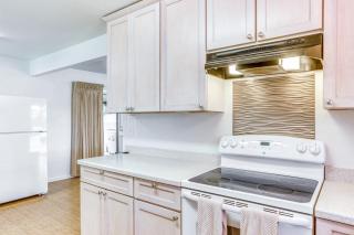 Sunny Hilo Home with Game Room Walk to Golf Course! - Hilo - 2