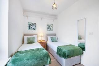 Modern 3-Bedroom, 1-Bathroom Apartment in East London - Londra - 7