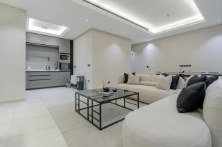 Silkhaus Luxury 3BR at Majidia Residence in Al Malqa - Riade - 3