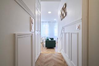 Le Talleyrand Hyper centre Place d'Erlon - 2