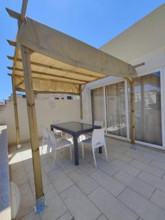 Cozy 2 bedroom Penthouse - 7