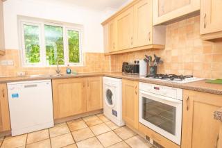 The Ipswich Group Retreat 4br 3bath Ample Parking - Freston - 5