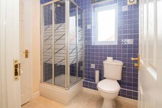 The Ipswich Group Retreat 4br 3bath Ample Parking - Freston - 2