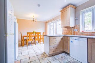 The Ipswich Group Retreat 4br 3bath Ample Parking - Freston - 4
