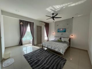 Rumah Burong - A spacious homestay in Sendayan - 6
