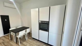 Torelli Home, Moderno e Confortevole, nel cuore della città di Milano, con balcone vista Porta Garibaldi - Milan - 2