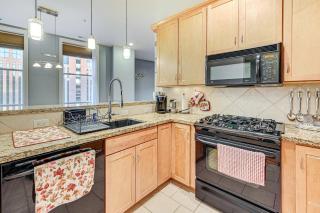Heart of Dtwn Omaha Historical Apt with Perks - Omaha - 4