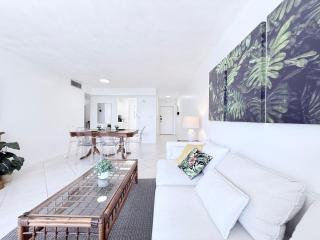 Le Cartier Sunny Isles Ocean Paradise - Sunny Isles Beach - 0