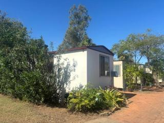Longreach Caravan and Cabin Park - Longreach - 0