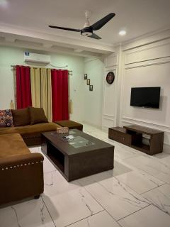 One Bed Bahria Heights - Simple, Neat & Spacious! - Rawalpindi - 4