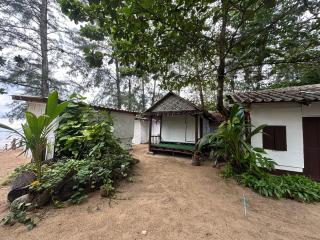 Garden Beach Bungalows - 1
