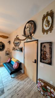 Cozy AF Steel-Rose Studio - Tampa - 2