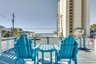 PCB Apt with Balcony and Gulf Views Walk to Beach - 0