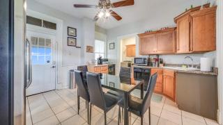 Charming Home Near Louisville's Popular Spots - Louisville - 9