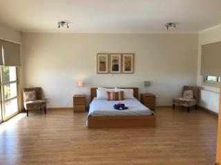 Orchard Blossom Private Villa With Pool - Phrenaros - 3