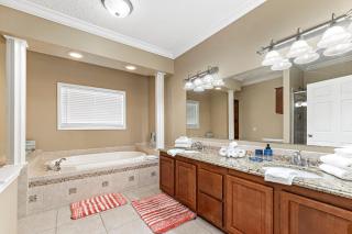 4br House-Pets-Yard-Bay Access - 1