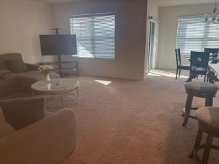 Beautiful, cozy and comfy home! - 6