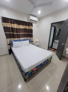 Alis786 Apartment - - 1